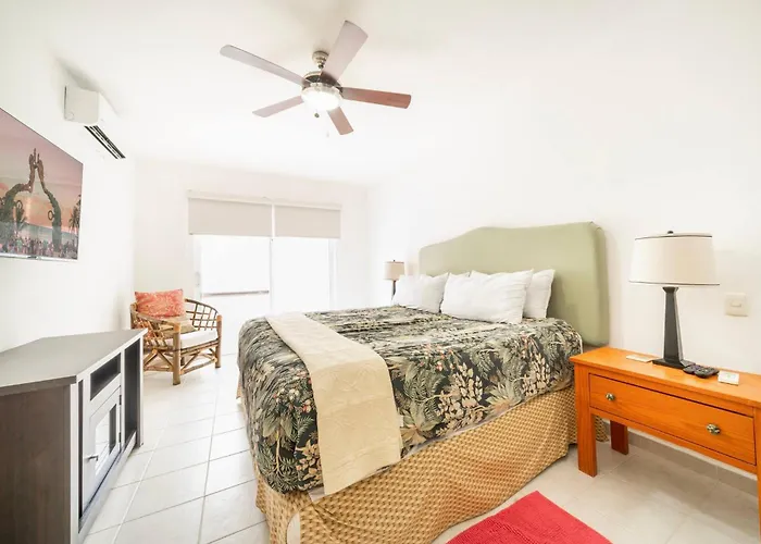3 Bedroom With Pool - Playacar Phase Ii - At Pakal Complex 21 Playa del Carmen